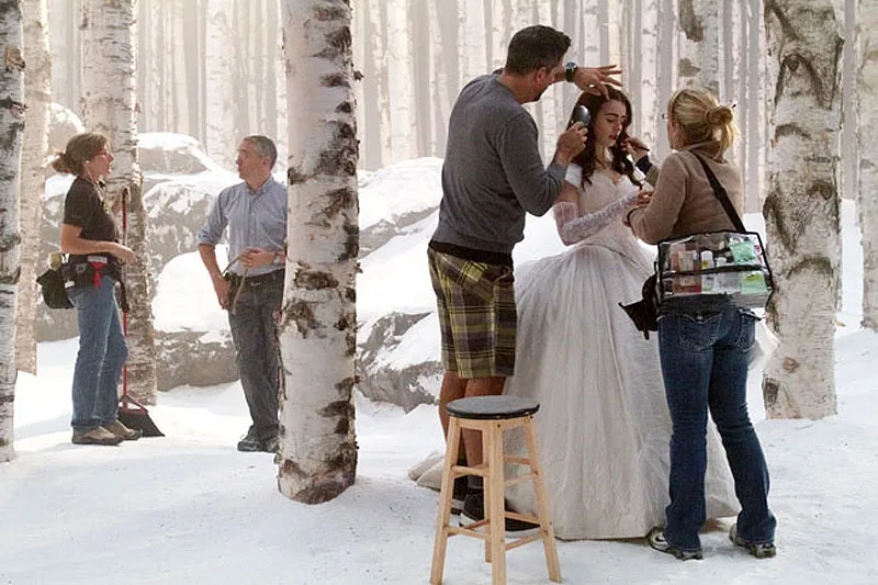 Lily Collins Snow White Mirror Mirror Behind The Scenes