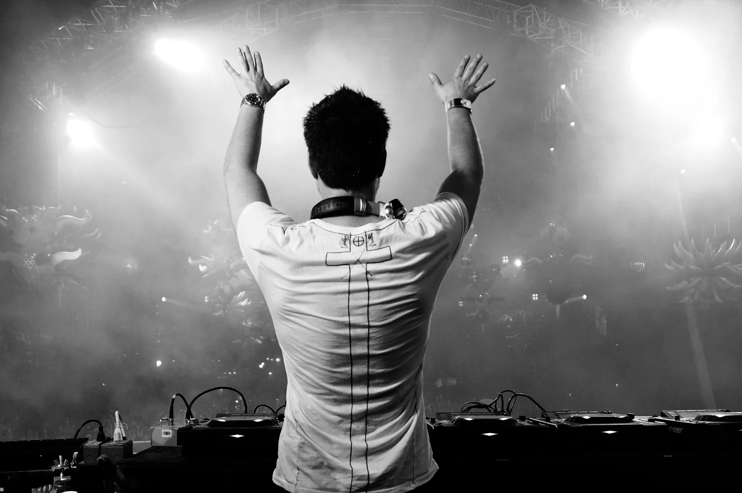 Sander van Doorn Live in Zouk KL