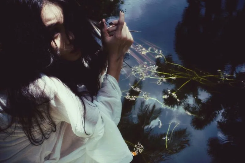 Girls And Money Evon Tan (2)