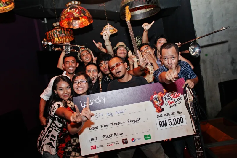 YouTube To YouLive Sing-Off Finale Winners Epy & Ardiv