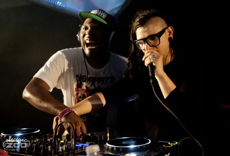 EZ2011_12th_planet_skrillex_SRK_Saturday-2865