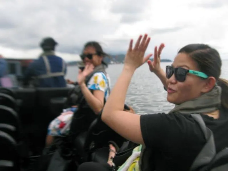 Cassandra Erica Underwater Broadcast