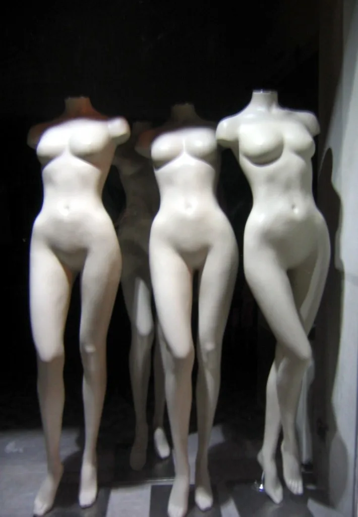 Female-Mannequin-Full-Body-2