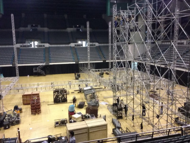 TVXQ! Catch Me Concert Stage Setup_2