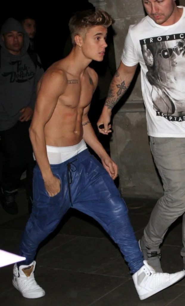 Justin Bieber Shirtless