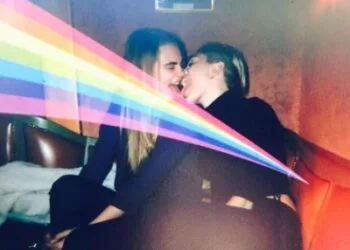 via Twitter @MileyCyrus