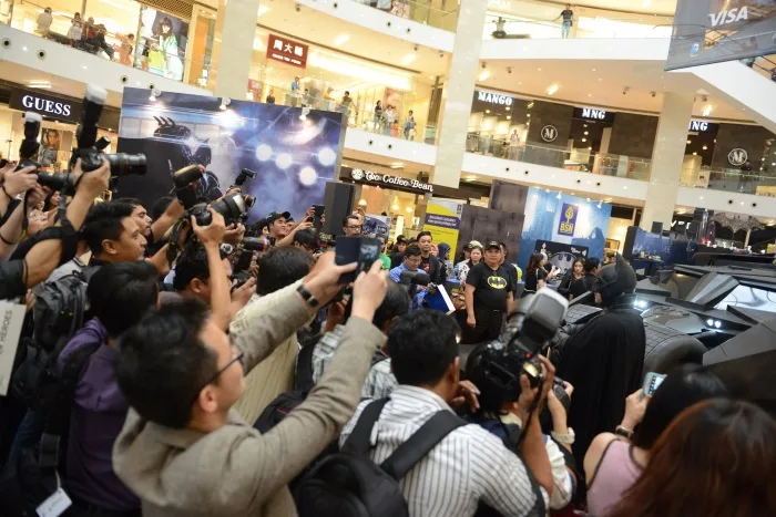 Batman 75th Anniversary 6