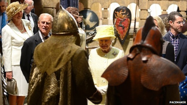 The Queen of England Game of Thrones set 3