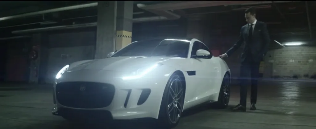 Tom Hiddleston Art of Villainy