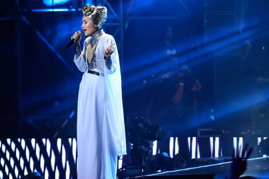 Yuna at MTV World Stage Malaysia 2014 Pic 5 (Credit - MTV Asia & Kristian Dowling)