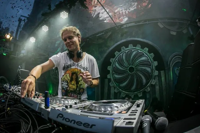 Photo via Armin van Buuren on Facebook