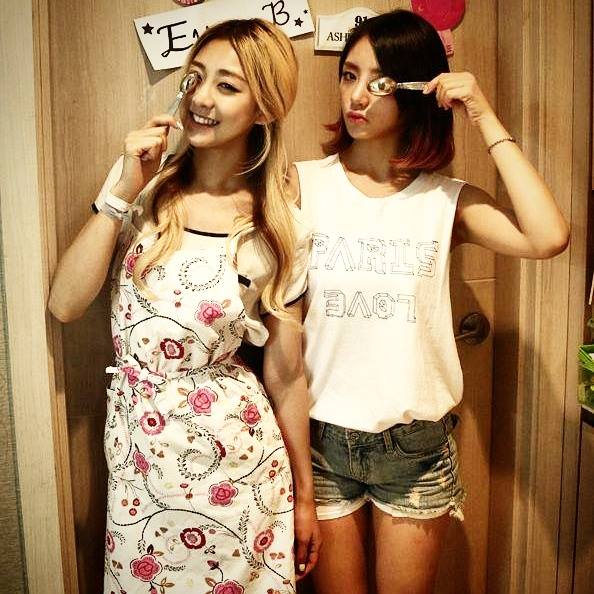 Ladies Code RiSe and EunB