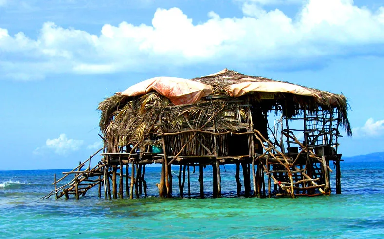 Floyd's Pelican Bar