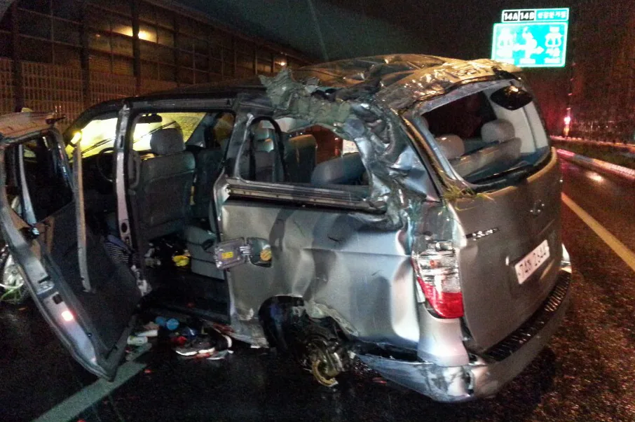 °É±×·ì '·¹À̵ð½º