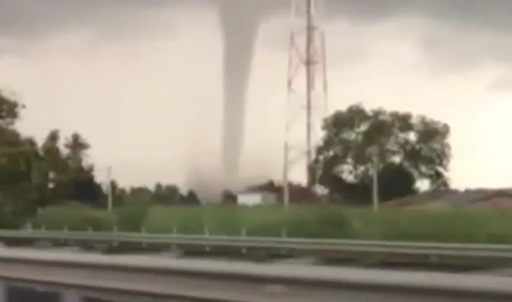 Screenshot from an nstonlinetv YouTube video