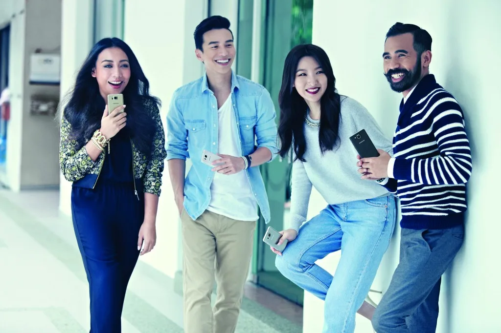 Samsung GALAXY Alpha Lawrence Wong