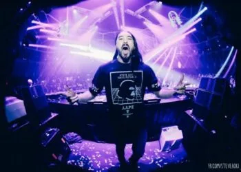 Photo via Steve Aoki on Facebook