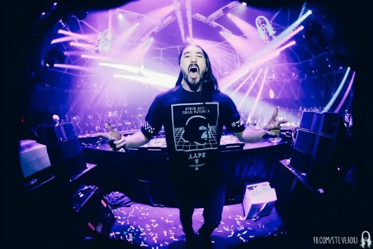 Photo via Steve Aoki on Facebook