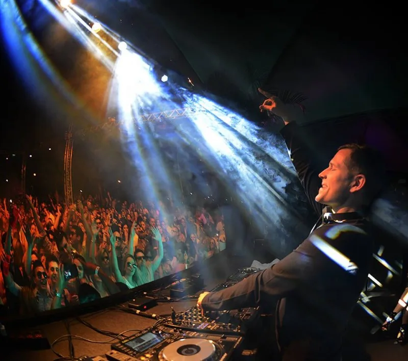 Photo via Kaskade on Facebook