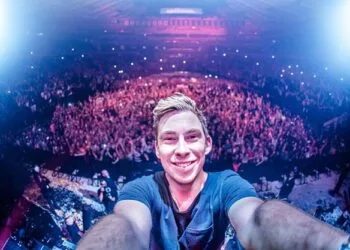Photo via Hardwell on Facebook