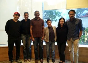 (From L-R): Chiu Keng Guan, Nandita Solomon, Sashi Ambi, Lina Tan, Tan Chui Mui, & Bront Palarae.