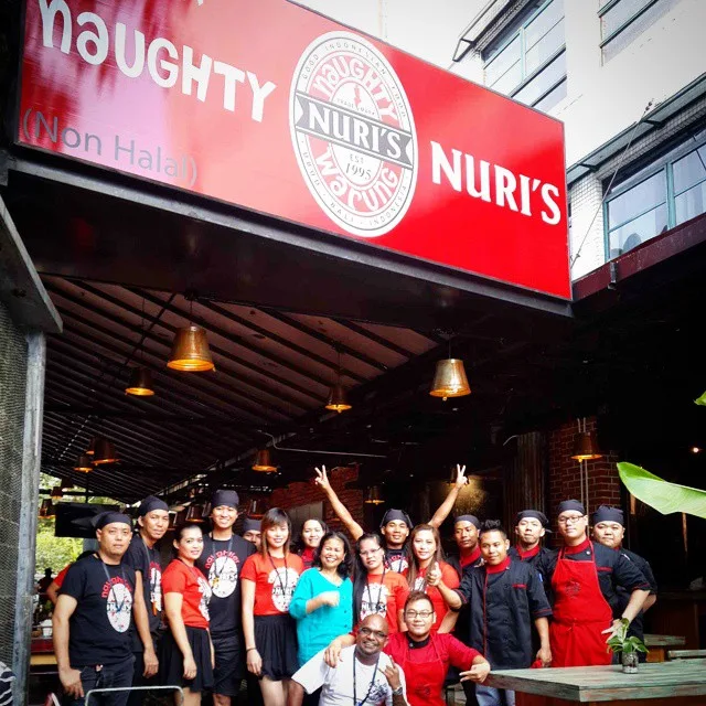 The Naughty Nuri's KL crew with Ibu Nuri (centre)