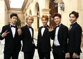 UNIQ