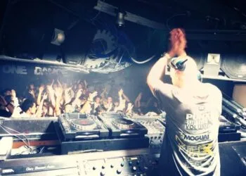 SOURCE: Moguai - Facebook