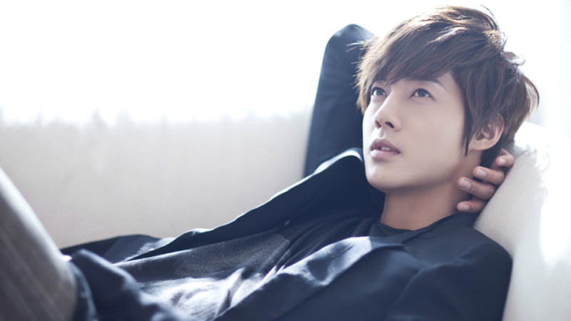 Kimhyunjoong Heartthrob Actor Singer Expecting First Child With