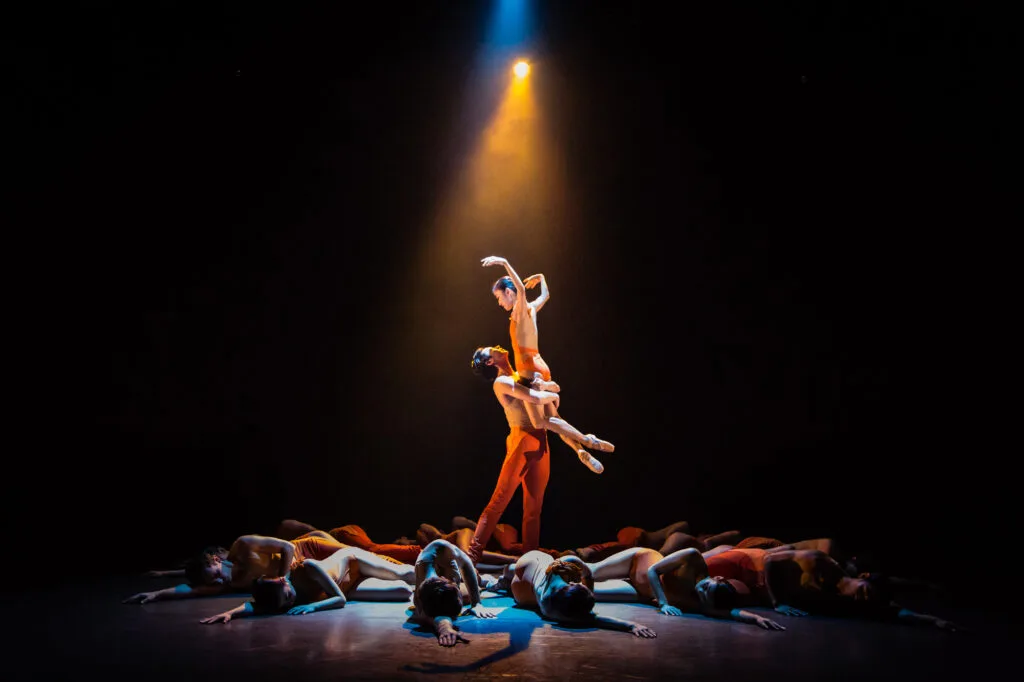 Shwdow's Edge by Ma Cong - Photo by Bernie Ng (5)