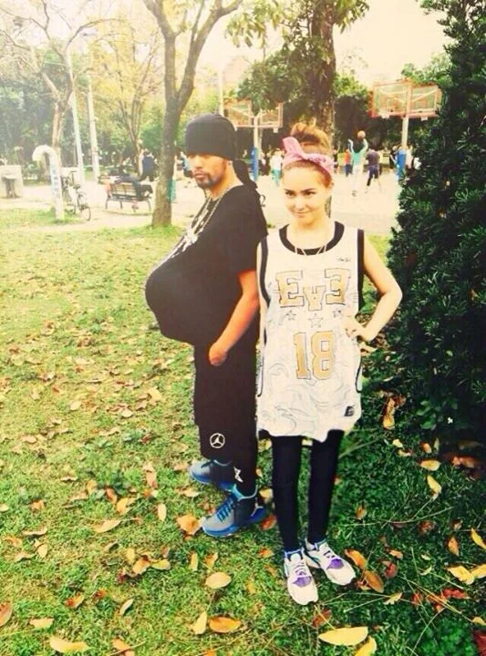 Jay Chou - Hannah Quinlivan - Pregnant