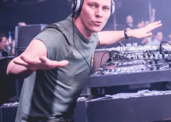 SOURCE: Tiesto Facebook