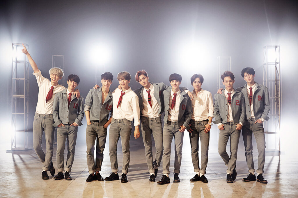 EXO Love Me Right