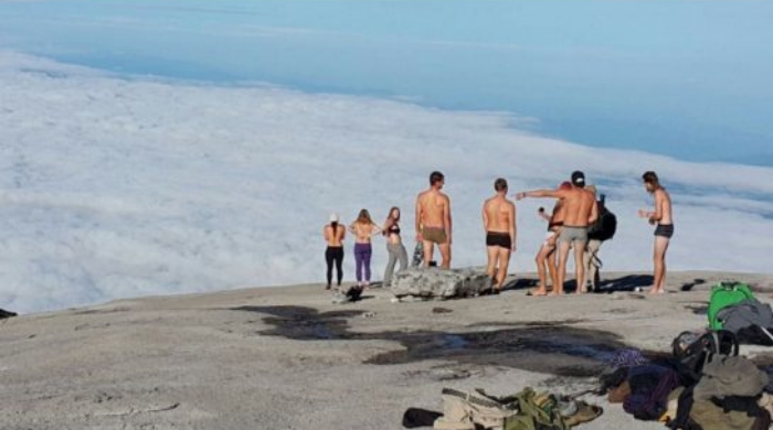 Naked Tourists on Mount Kinabalu - Sabah Earthquake