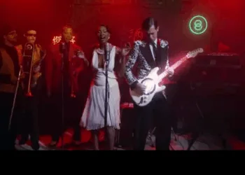 SOURCE: MarkRonsonVEVO