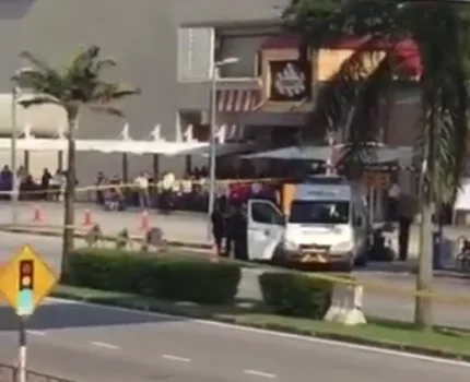 Subang Parade Bomb Scare