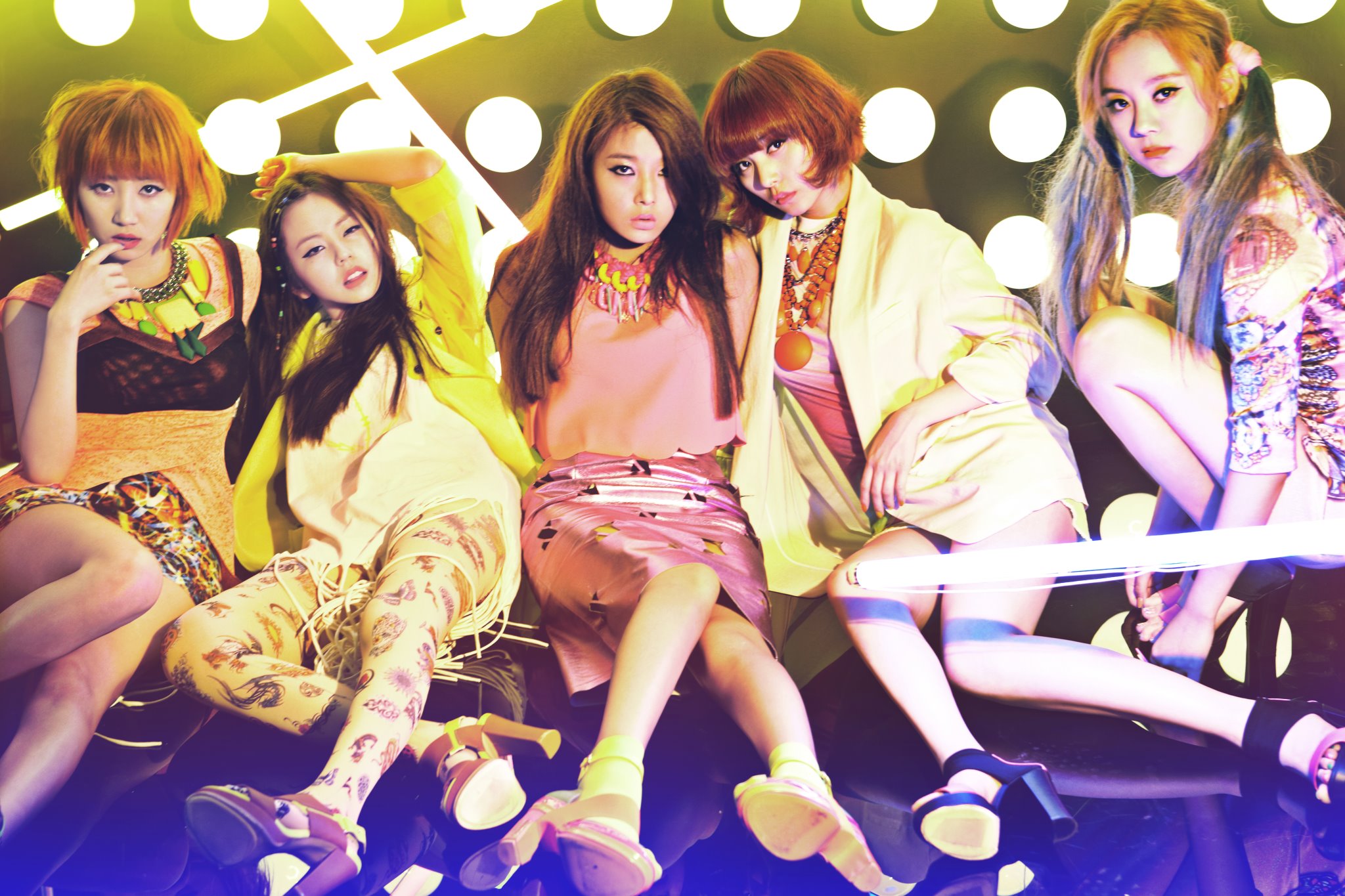 Sunye and Sohee support Wonder - JYP's Nation - Malaysia