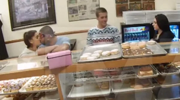 Ariana Grande Boyfriend