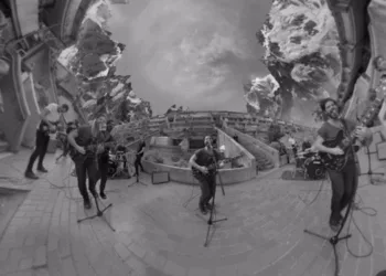 SOURCE: https://instagram.com/foals/