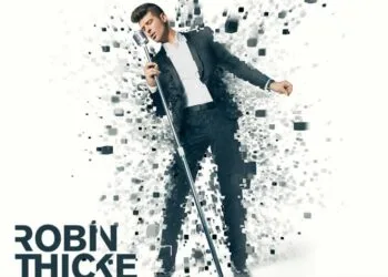 SOURCE: Robin T hicke Official Facebook Page