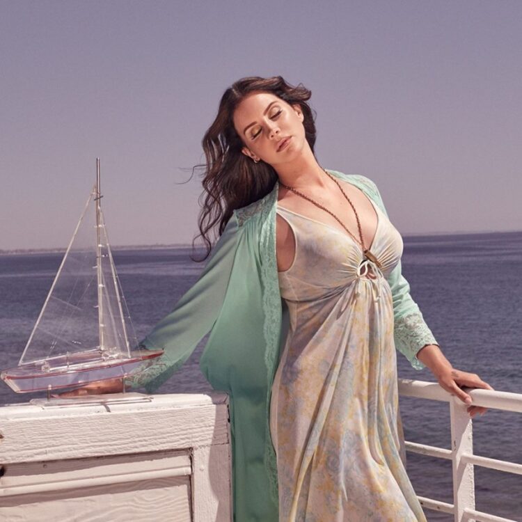SOURCE: Lana Del Rey's Facebook Page