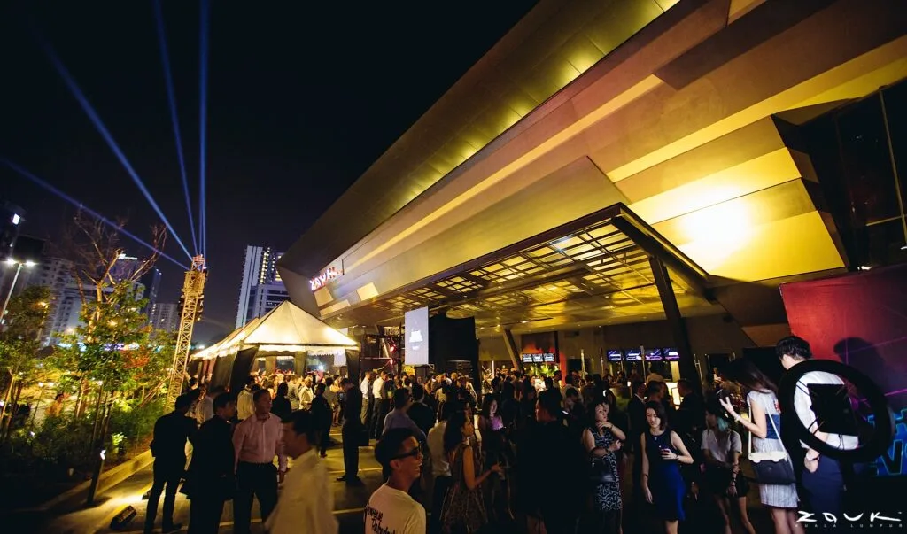 20082015_Colossal_Zouk245_Watermarked