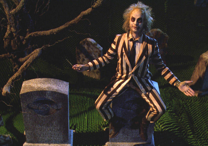 Beetlejuice2 It S Showtime Winona Ryder Confirms Sequel Is Happening Hype Malaysia