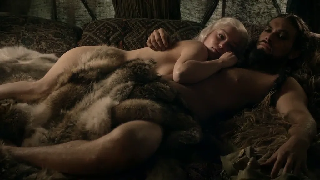 Emilia Clarke Game of Thrones Naked