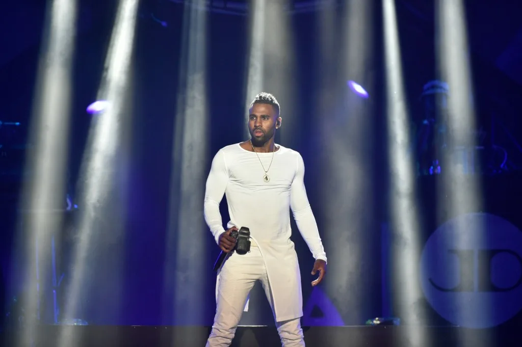 Jason Derulo performing at MTV World Stage Malaysia 2015 on 12 Sep Pic 2 (Credit - MTV Asia & Kristian Dowling)