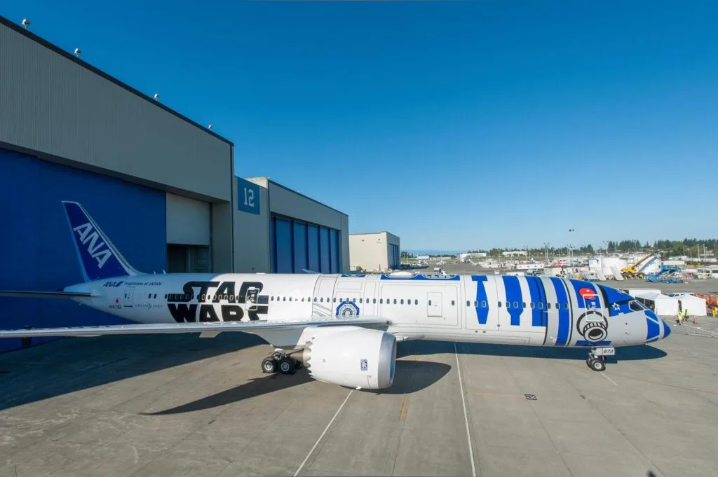ANA R2D2 Plane