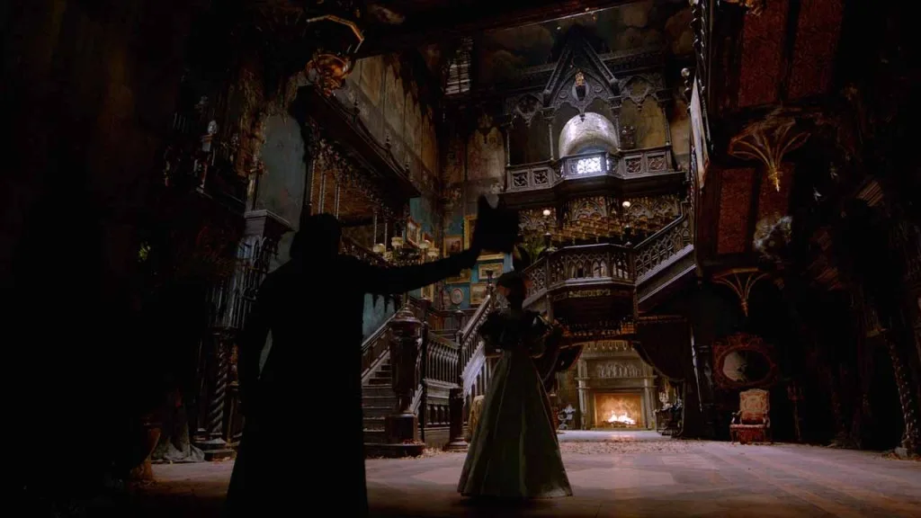 Crimson Peak Movie Still 3
