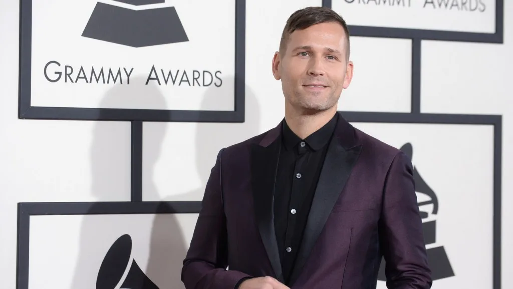 Kaskade arrives at the 56th annual GRAMMY Awards at Staples Center on Sunday, Jan. 26, 2014, in Los Angeles. (Photo by Jordan Strauss/Invision/AP)