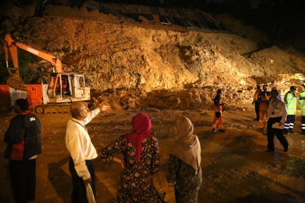 Landslide that occured at La Vie En Rose on 18th October 2014 / Source: The Malay Mail Online