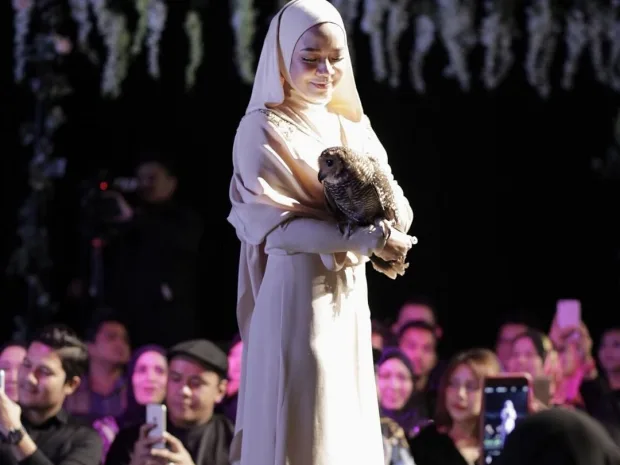 Nora Danish Nun Tudung